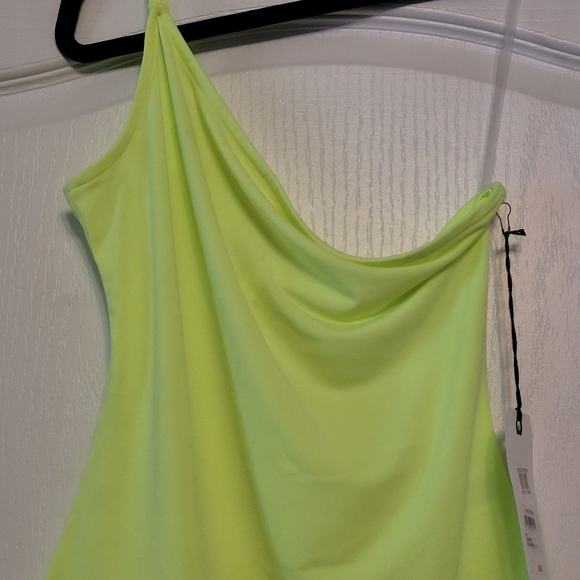 2/$30NWT LEITH ONE SHOULDER NEON BODYSUIT - Picture 4 of 6